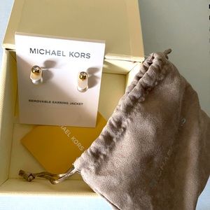 MICHAEL KORS.  Tribales style earrings!